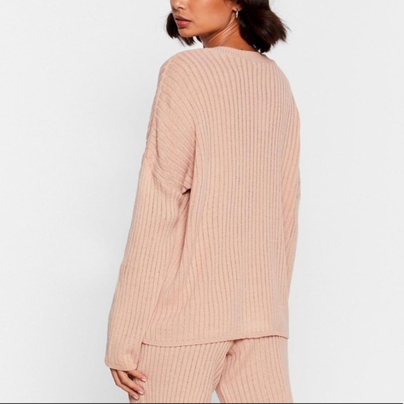 Nasty Gal Ribbed Knit Sweater - Picture 3 of 11